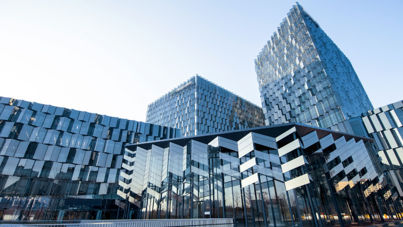 Glass Curtain Walls in Dubuque, Iowa